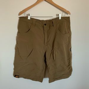 COPY - Corrugate Guide Shorts 11” inseam